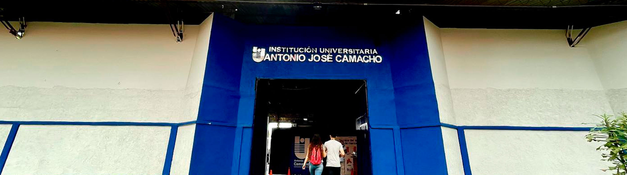 Universidad Antonio José Camacho